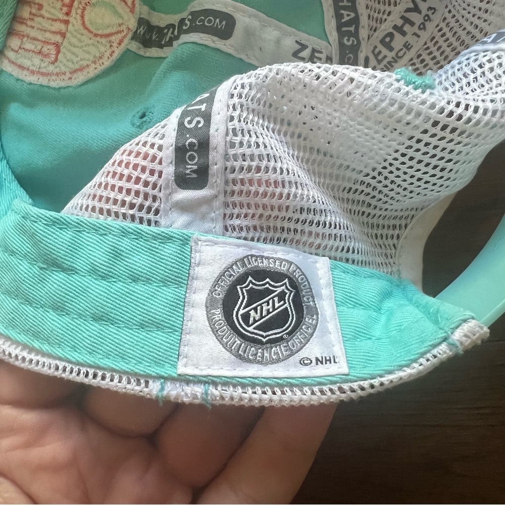 Oilers Hat - Picture 7 of 10